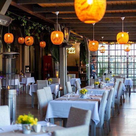 Hotel Restaurant Alesia Corunca ภายนอก รูปภาพ